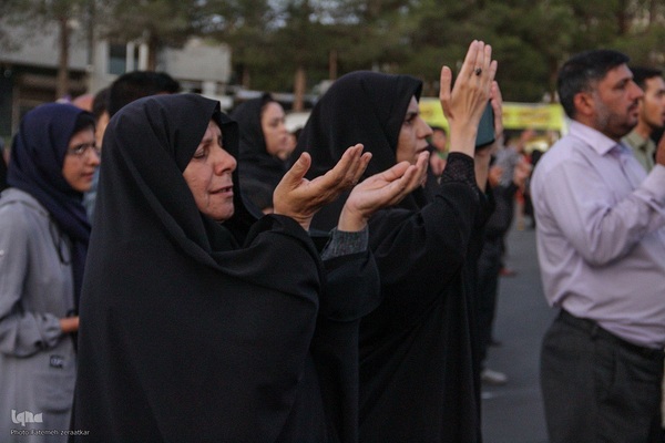 حضور حماسه‌ساز بیرجندی ها در مهمانی کیلومتری غدیر