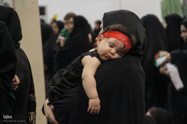 همایش عظیم شیر خوارگان حسینی