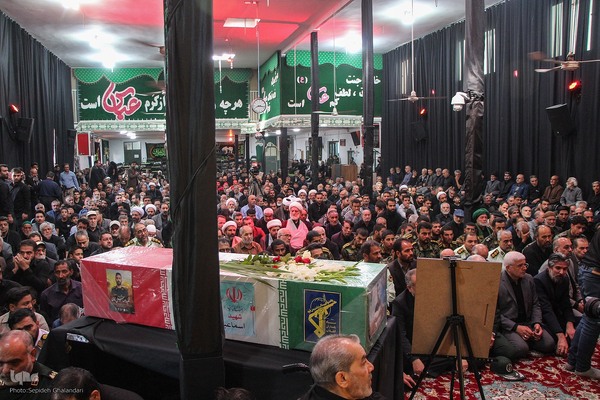 مراسم تشییع شهیدان «مهدی زیبا» و «اسماعیل نادی»