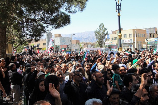 مراسم تشییع شهیدان «مهدی زیبا» و «اسماعیل نادی»