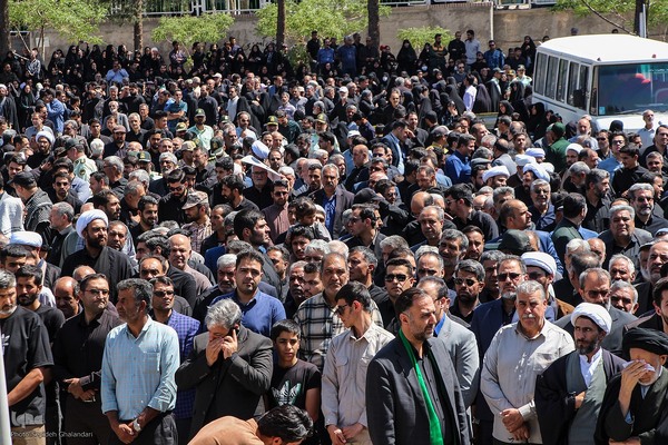 مراسم تشییع شهیدان «مهدی زیبا» و «اسماعیل نادی»