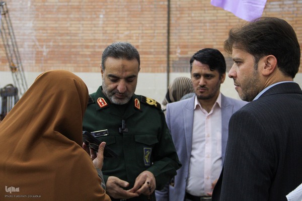 نمایشگاه اقتصاد به توان مردم