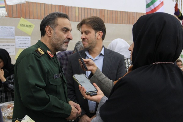 نمایشگاه اقتصاد به توان مردم