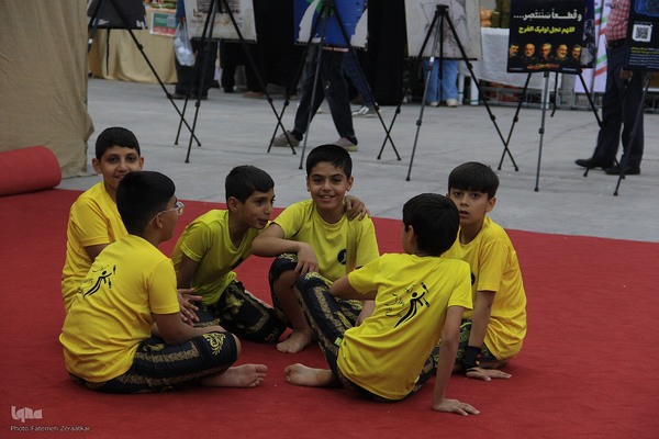 نمایشگاه اقتصاد به توان مردم