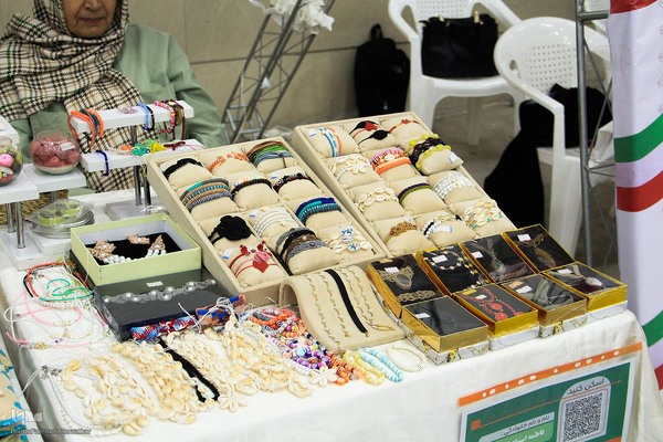 نمایشگاه اقتصاد به توان مردم