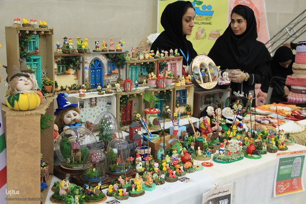 نمایشگاه اقتصاد به توان مردم