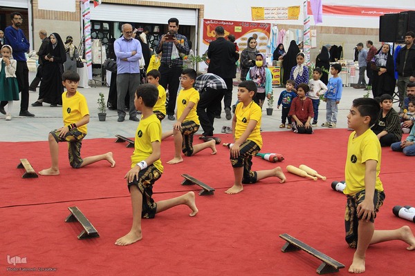 نمایشگاه اقتصاد به توان مردم