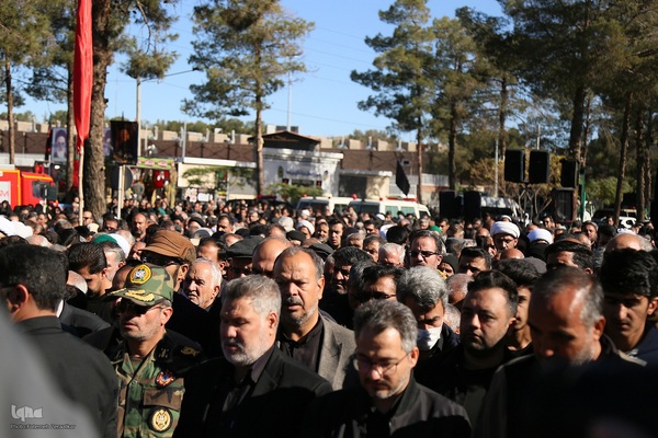 شکوه بدرقه لاله‌های گمنام فاطمی در بیرجند