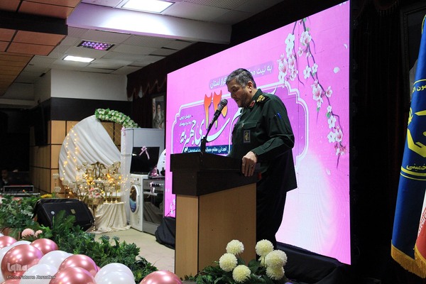 اهدا ۲۲۰ سری جهیزیه اهدایی مقام معظم رهبری به نوعروسان خراسان جنوبی