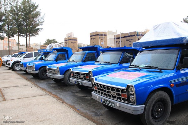 اهدا ۲۲۰ سری جهیزیه اهدایی مقام معظم رهبری به نوعروسان خراسان جنوبی