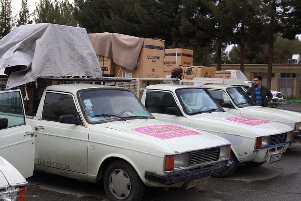 اهدا ۲۲۰ سری جهیزیه اهدایی مقام معظم رهبری به نوعروسان خراسان جنوبی