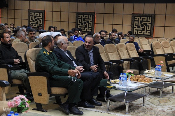 اهدا ۲۲۰ سری جهیزیه اهدایی مقام معظم رهبری به نوعروسان خراسان جنوبی