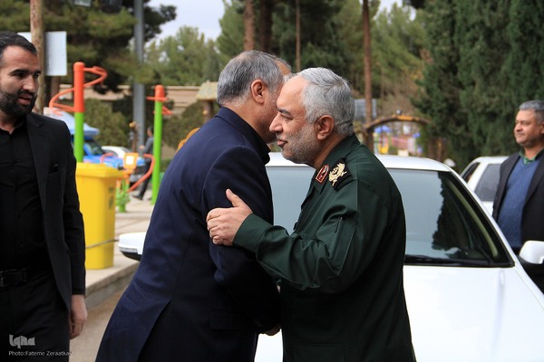 اهدا ۲۲۰ سری جهیزیه اهدایی مقام معظم رهبری به نوعروسان خراسان جنوبی