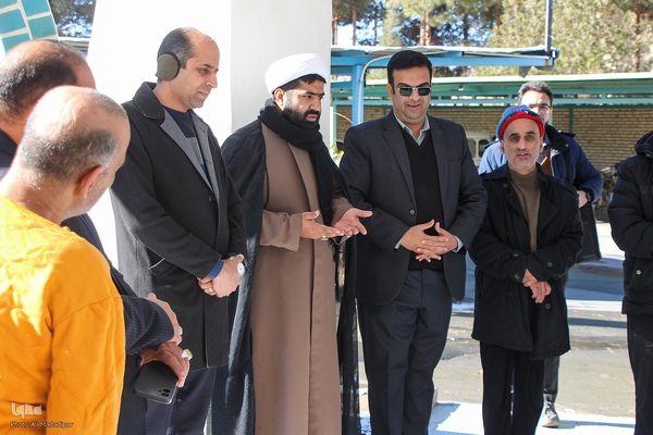 جهادگران مهمان خانه سالمندان بیرجند