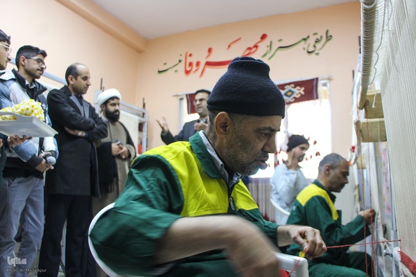 جهادگران مهمان خانه سالمندان بیرجند